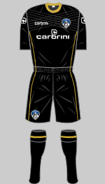 oldham athletic 2011-13 away kit